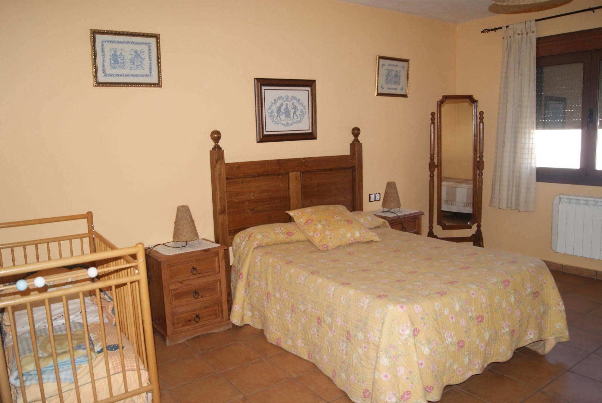 Casas Rurales Arroal Sotoserrano Exterior photo